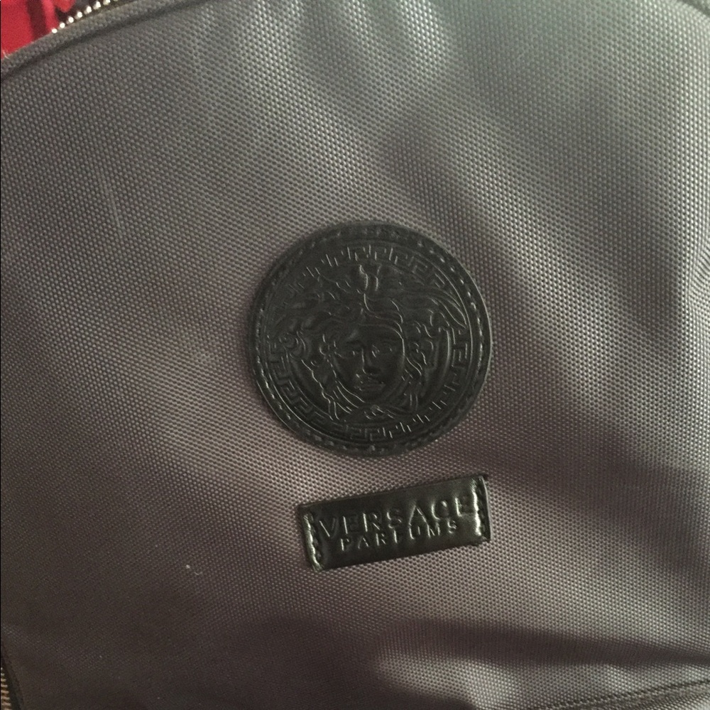 Meet your Posher, Eber